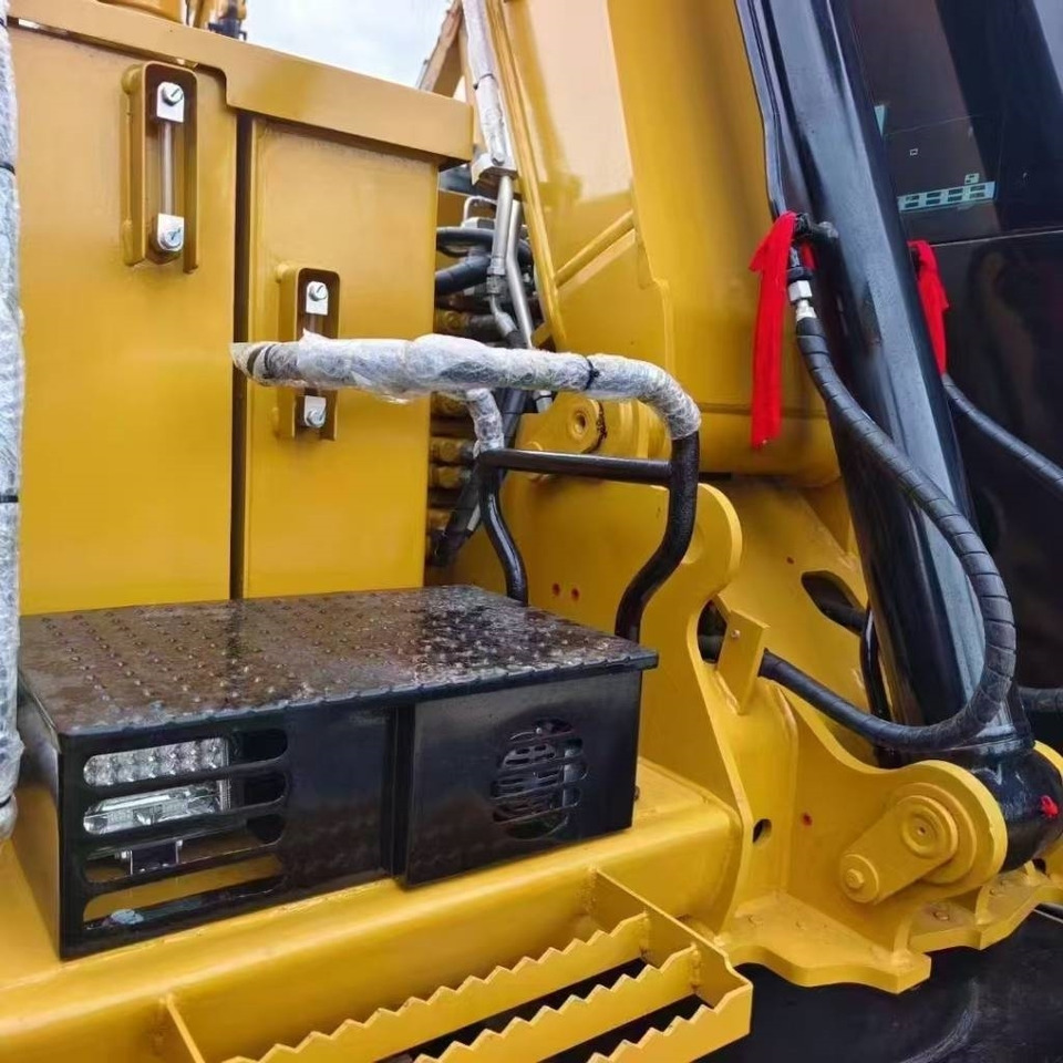 CAT 307E2 - Kāpurķēžu ekskavators: foto 4 CAT 307E2 - Kāpurķēžu ekskavators: foto 4