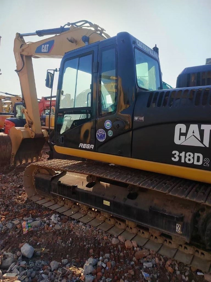 CAT 318 - Kāpurķēžu ekskavators: foto 1 CAT 318 - Kāpurķēžu ekskavators: foto 1