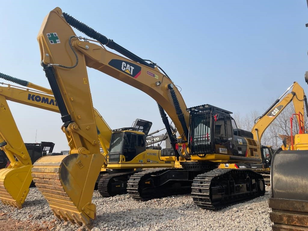 CAT 340 - Kāpurķēžu ekskavators: foto 1 CAT 340 - Kāpurķēžu ekskavators: foto 1