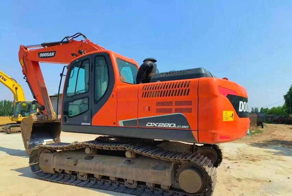 Doosan DX 200 - Kāpurķēžu ekskavators: foto 5 Doosan DX 200 - Kāpurķēžu ekskavators: foto 5