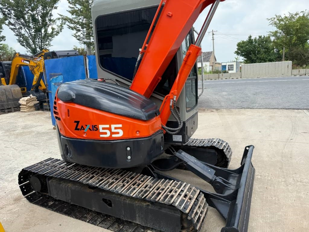 Hitachi ZX 55 - Mini-ekskavators: foto 4 Hitachi ZX 55 - Mini-ekskavators: foto 4