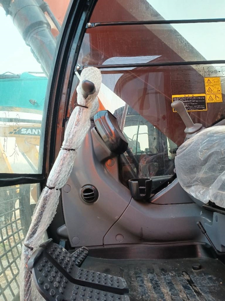 Hitachi Zaxis 240 LC-3 - Kāpurķēžu ekskavators: foto 5 Hitachi Zaxis 240 LC-3 - Kāpurķēžu ekskavators: foto 5