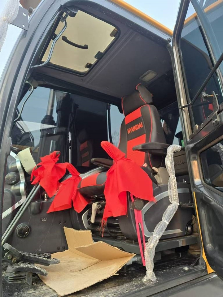 Hyundai 220—9S - Kāpurķēžu ekskavators: foto 5 Hyundai 220—9S - Kāpurķēžu ekskavators: foto 5