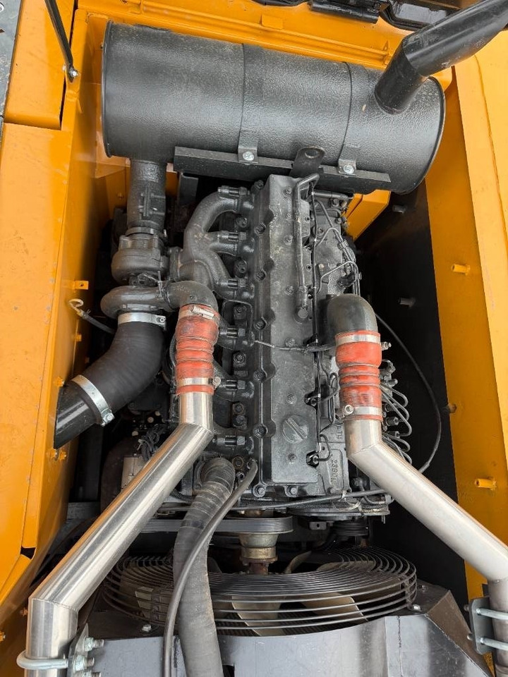 Kāpurķēžu ekskavators Hyundai 305LC-9T: foto 10
