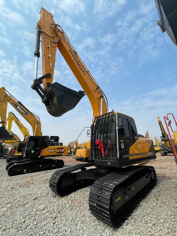 Hyundai R 220-9 S - Kāpurķēžu ekskavators: foto 5 Hyundai R 220-9 S - Kāpurķēžu ekskavators: foto 5