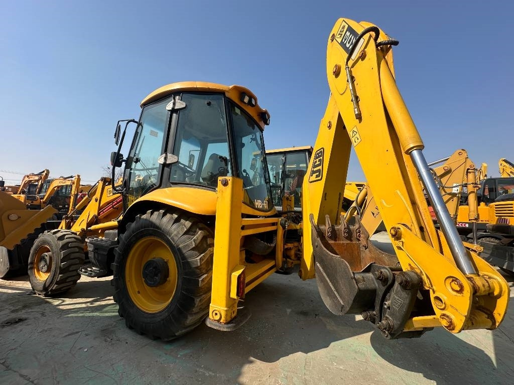 JCB 3 CX - Ekskavators-iekrāvējs: foto 4 JCB 3 CX - Ekskavators-iekrāvējs: foto 4