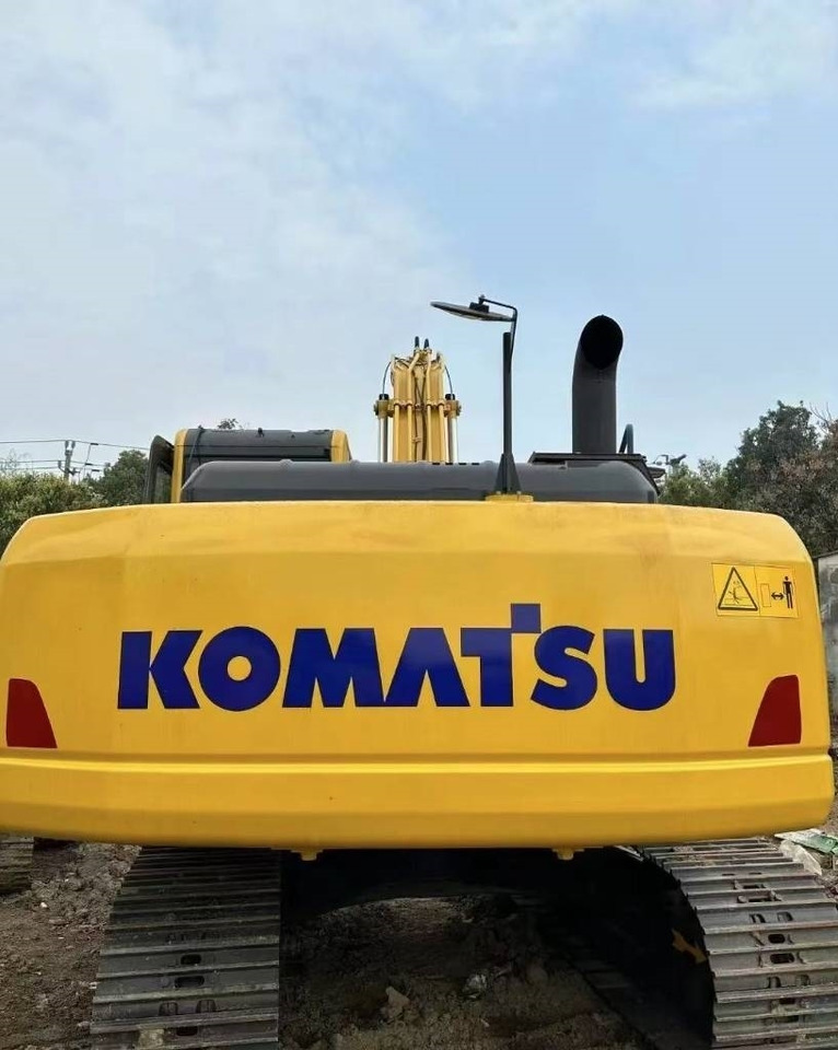 Kāpurķēžu ekskavators Komatsu PC 200-8: foto 7