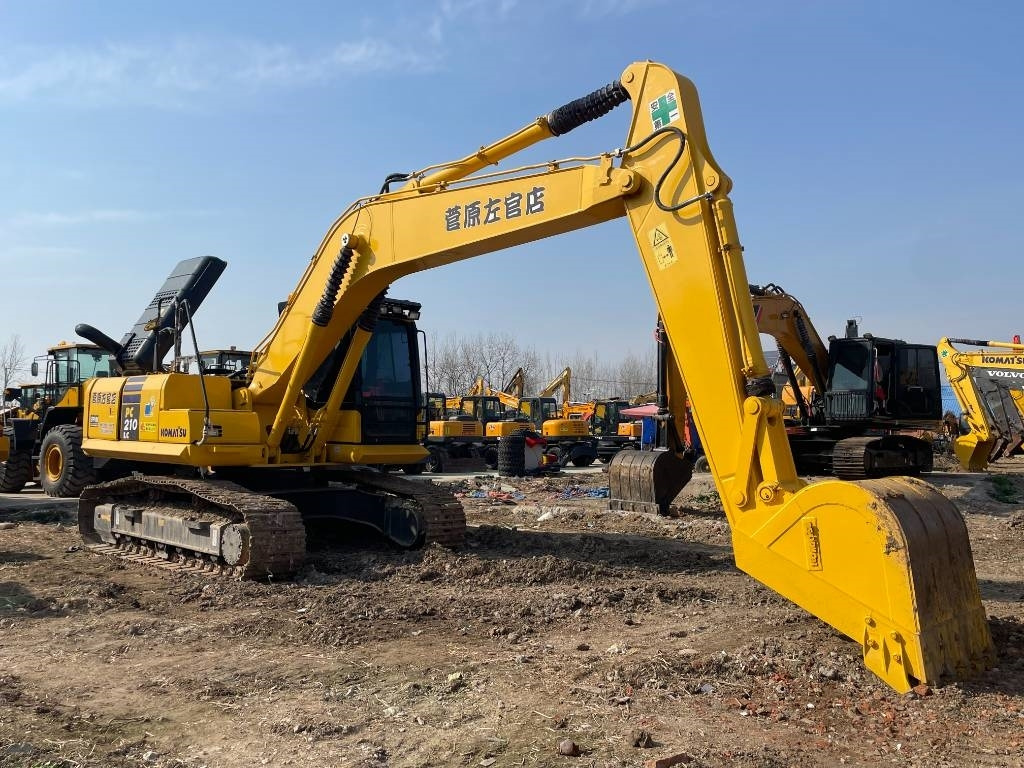 Komatsu PC 210-8  - Kāpurķēžu ekskavators: foto 4 Komatsu PC 210-8  - Kāpurķēžu ekskavators: foto 4