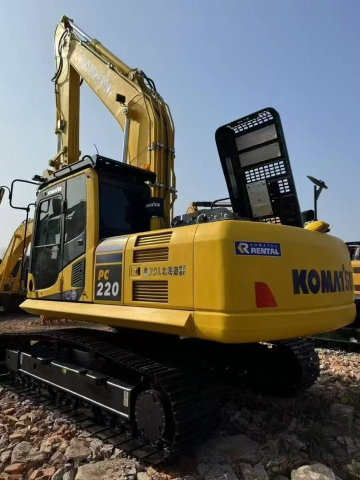 Komatsu PC 220-8 - Kāpurķēžu ekskavators: foto 1 Komatsu PC 220-8 - Kāpurķēžu ekskavators: foto 1