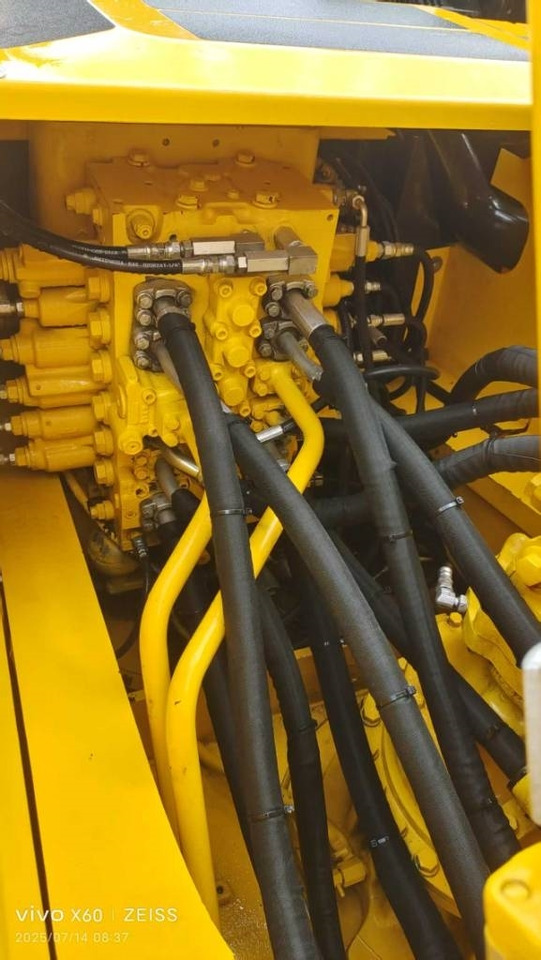 Mini-ekskavators Komatsu PC 220: foto 11
