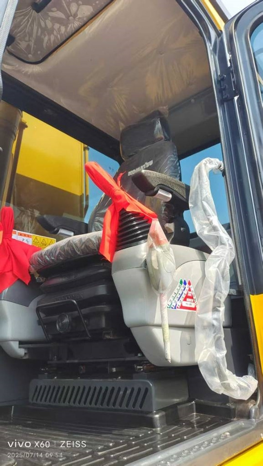 Mini-ekskavators Komatsu PC 220: foto 16