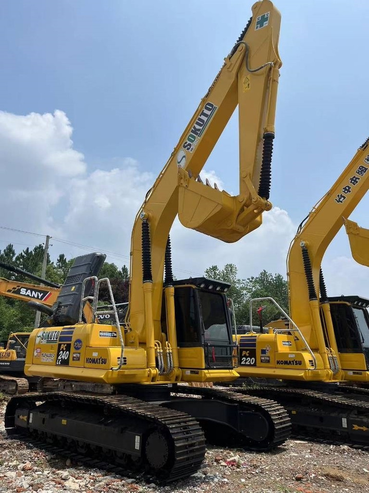 Komatsu PC 240-8 - Kāpurķēžu ekskavators: foto 1 Komatsu PC 240-8 - Kāpurķēžu ekskavators: foto 1