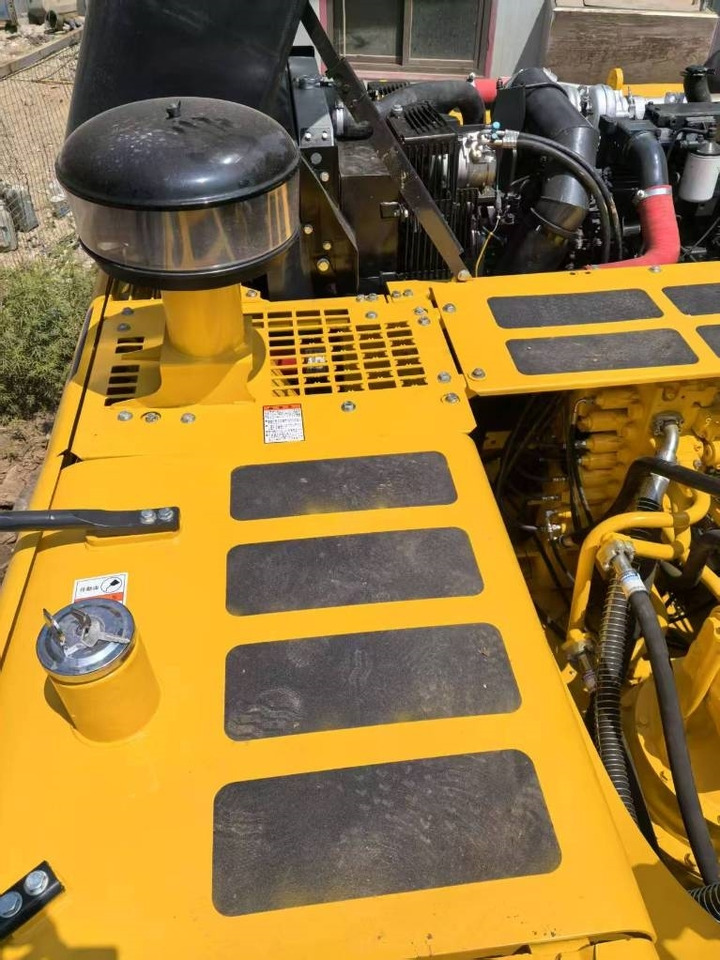 Komatsu PC 300  - Kāpurķēžu ekskavators: foto 4 Komatsu PC 300  - Kāpurķēžu ekskavators: foto 4