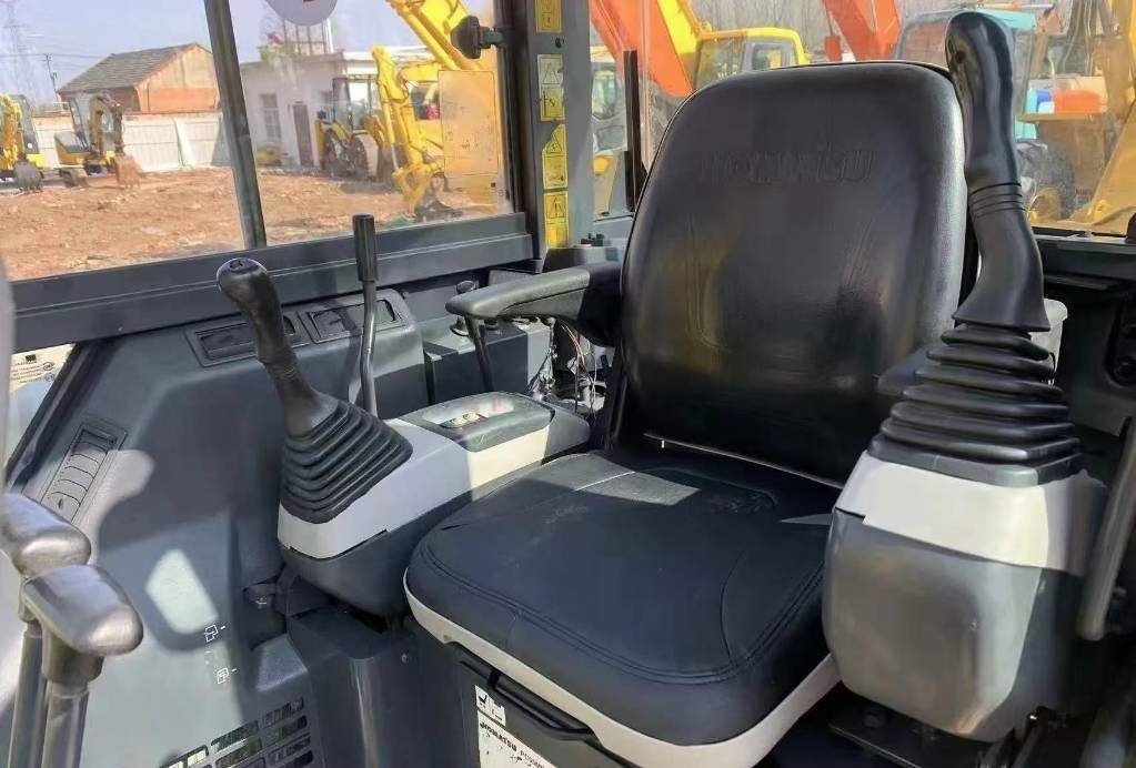 Komatsu PC 55 - Mini-ekskavators: foto 2 Komatsu PC 55 - Mini-ekskavators: foto 2