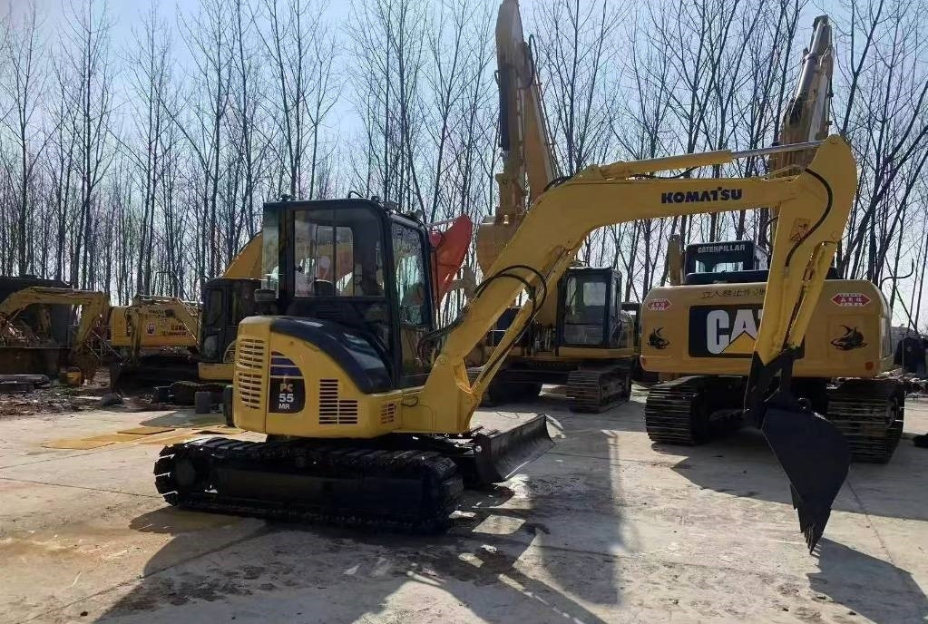 Komatsu PC 55 - Mini-ekskavators: foto 1 Komatsu PC 55 - Mini-ekskavators: foto 1