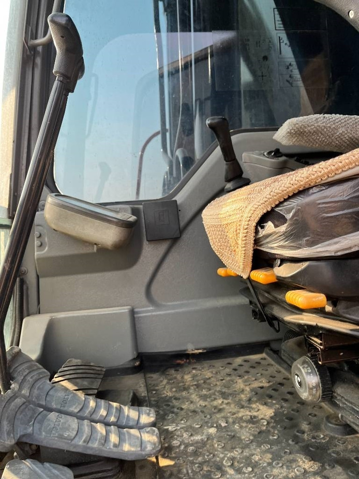 Volvo 290 - Kāpurķēžu ekskavators: foto 4 Volvo 290 - Kāpurķēžu ekskavators: foto 4