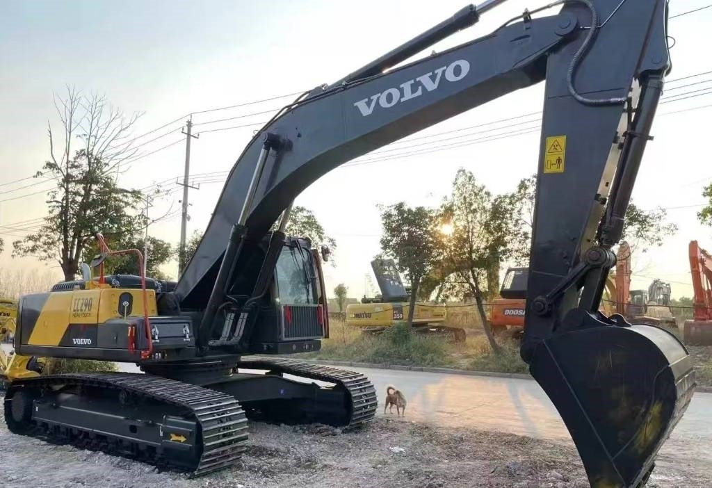 Volvo 290 - Kāpurķēžu ekskavators: foto 5 Volvo 290 - Kāpurķēžu ekskavators: foto 5