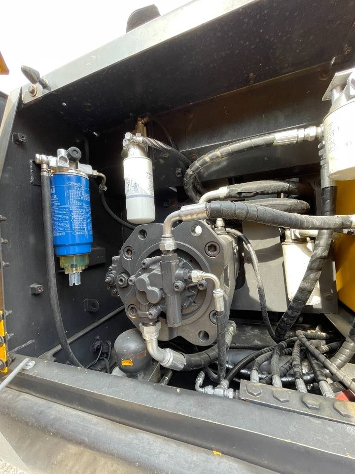 Volvo 290 - Kāpurķēžu ekskavators: foto 3 Volvo 290 - Kāpurķēžu ekskavators: foto 3