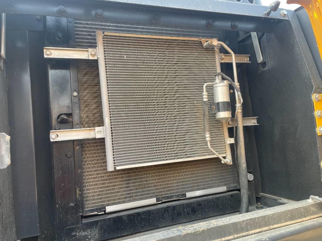 Volvo EC 210  - Kāpurķēžu ekskavators: foto 3 Volvo EC 210  - Kāpurķēžu ekskavators: foto 3