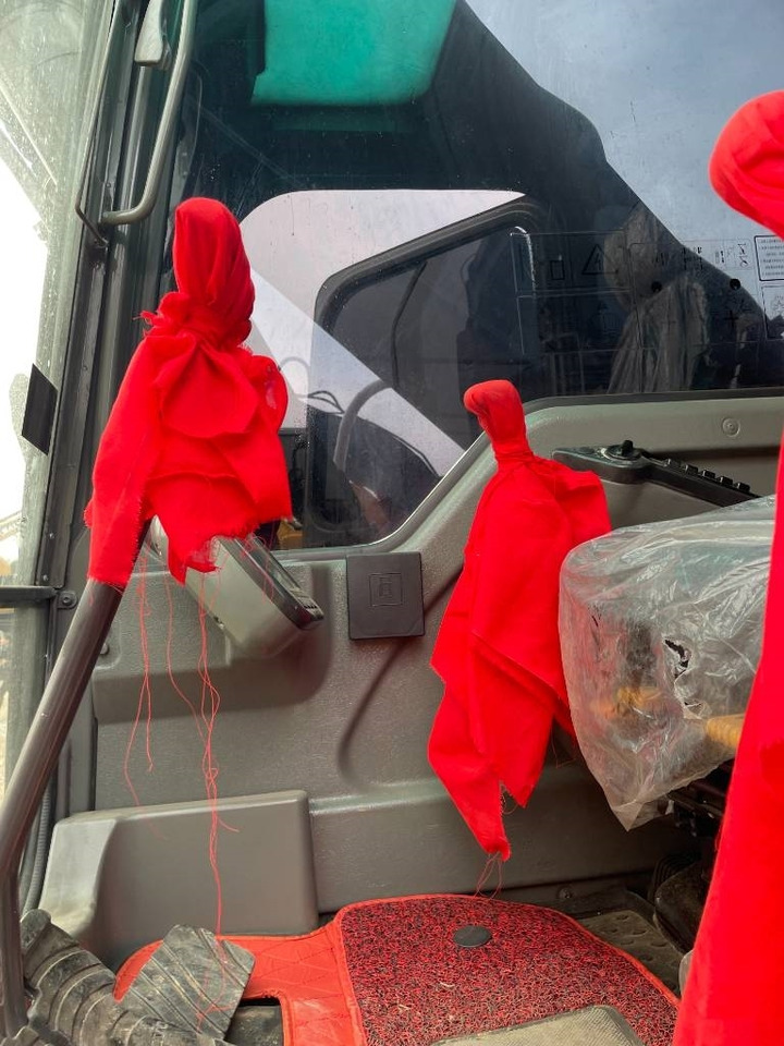 Volvo EC 240 - Kāpurķēžu ekskavators: foto 4 Volvo EC 240 - Kāpurķēžu ekskavators: foto 4