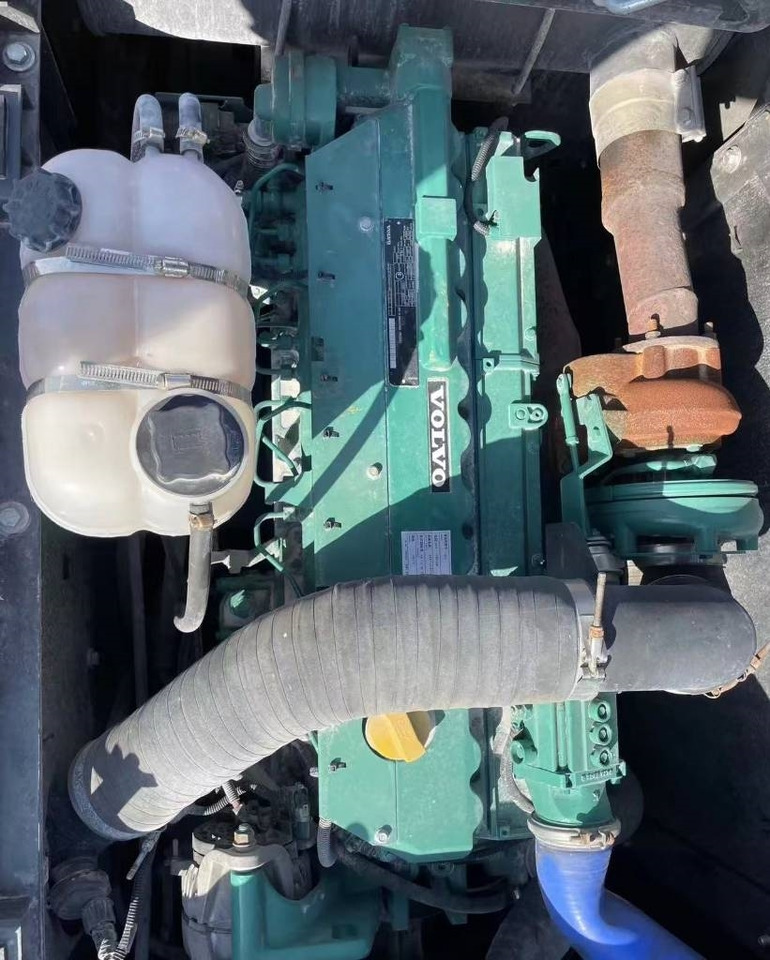 Volvo EC 240 - Kāpurķēžu ekskavators: foto 3 Volvo EC 240 - Kāpurķēžu ekskavators: foto 3