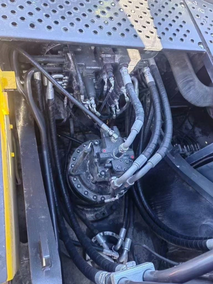 Volvo EC 290 - Kāpurķēžu ekskavators: foto 2 Volvo EC 290 - Kāpurķēžu ekskavators: foto 2