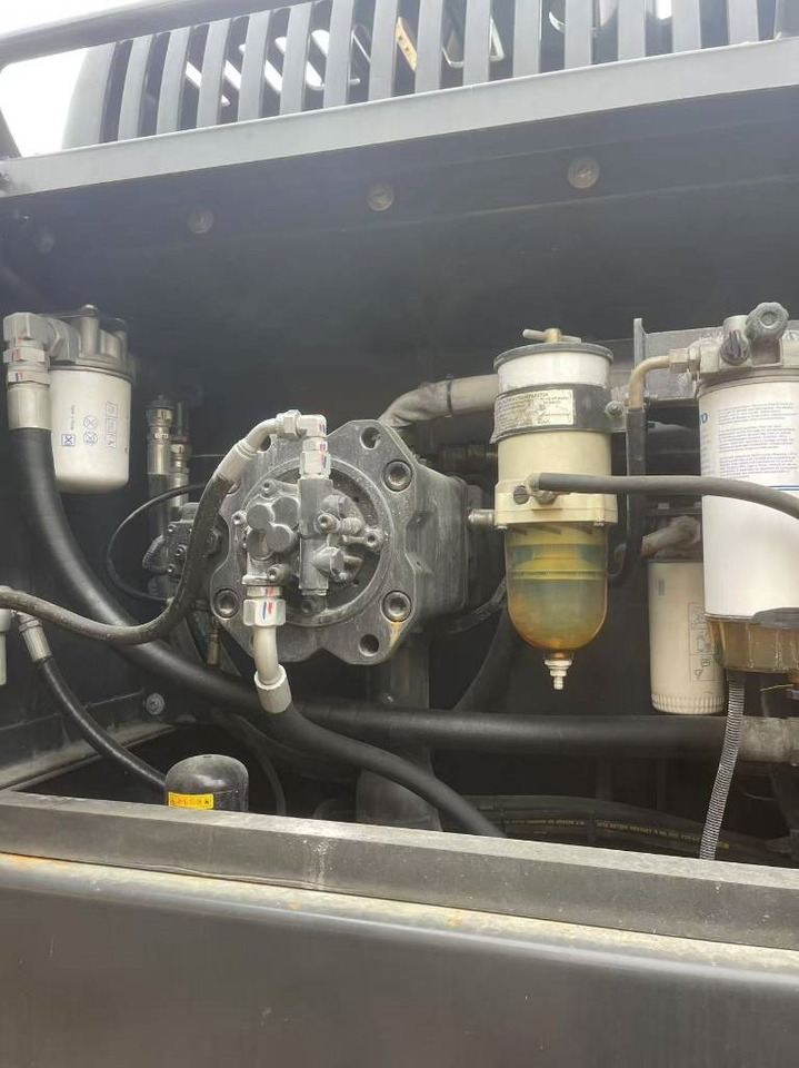 Volvo EC 350 - Kāpurķēžu ekskavators: foto 5 Volvo EC 350 - Kāpurķēžu ekskavators: foto 5