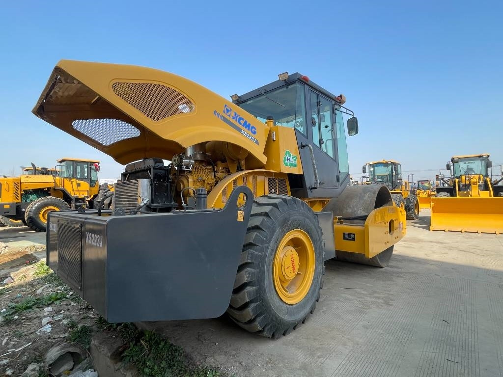 XCMG XS 223 J - Vibrorullis: foto 4 XCMG XS 223 J - Vibrorullis: foto 4