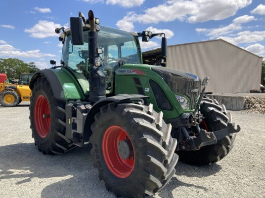 Fendt 722 S4 PROFI PLUS - Traktors: foto 2 Fendt 722 S4 PROFI PLUS - Traktors: foto 2