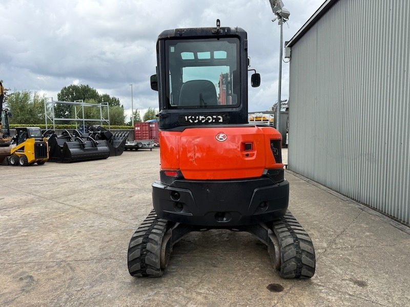 Kubota U 36-4 - Mini-ekskavators: foto 3 Kubota U 36-4 - Mini-ekskavators: foto 3