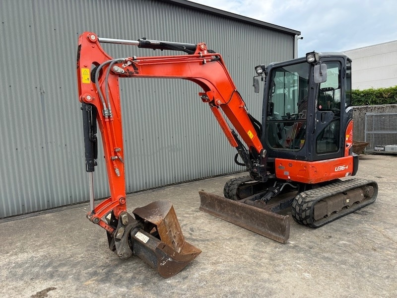Kubota U 36-4 - Mini-ekskavators: foto 4 Kubota U 36-4 - Mini-ekskavators: foto 4