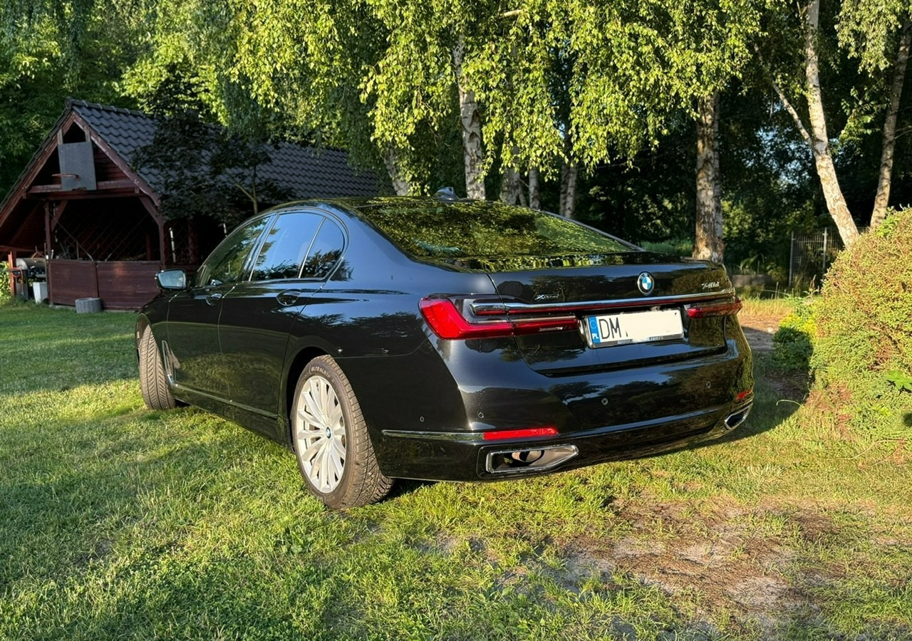 BMW SERIA 7 II (G11/G12) BMW SERIA 7 740d Xdrive 340KM Luxury+Exclusive Masaże Adaptiv Oś Lasery 2022 FV2 - Sedans: foto 2 BMW SERIA 7 II (G11/G12) BMW SERIA 7 740d Xdrive 340KM Luxury+Exclusive Masaże Adaptiv Oś Lasery 2022 FV2 - Sedans: foto 2