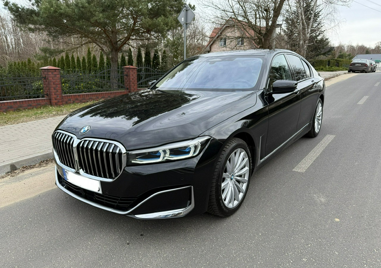 BMW SERIA 7 II (G11/G12) BMW SERIA 7 740d Xdrive 340KM Luxury+Exclusive Masaże Adaptiv Oś Lasery 2022 FV2 - Sedans: foto 4 BMW SERIA 7 II (G11/G12) BMW SERIA 7 740d Xdrive 340KM Luxury+Exclusive Masaże Adaptiv Oś Lasery 2022 FV2 - Sedans: foto 4