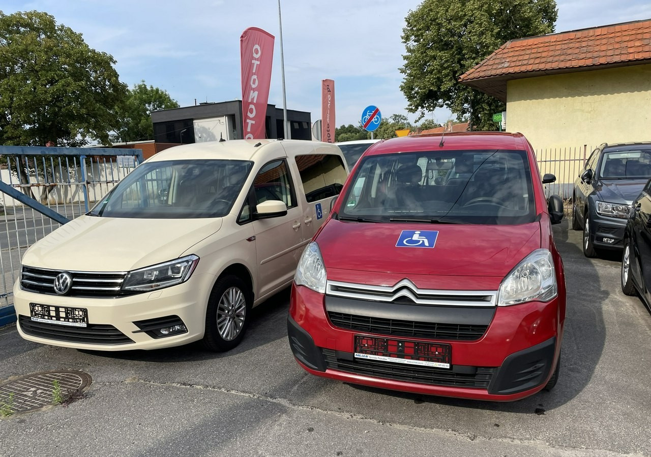 Vieglā automašīna Citroen Berlingo II Berlingo 1.6 do przewozu Niepełnosprawnych inwalida rampa 2018: foto 17