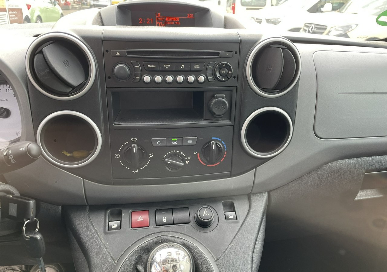 Vieglā automašīna Citroen Berlingo II Berlingo 1.6 do przewozu Niepełnosprawnych inwalida rampa 2018: foto 11