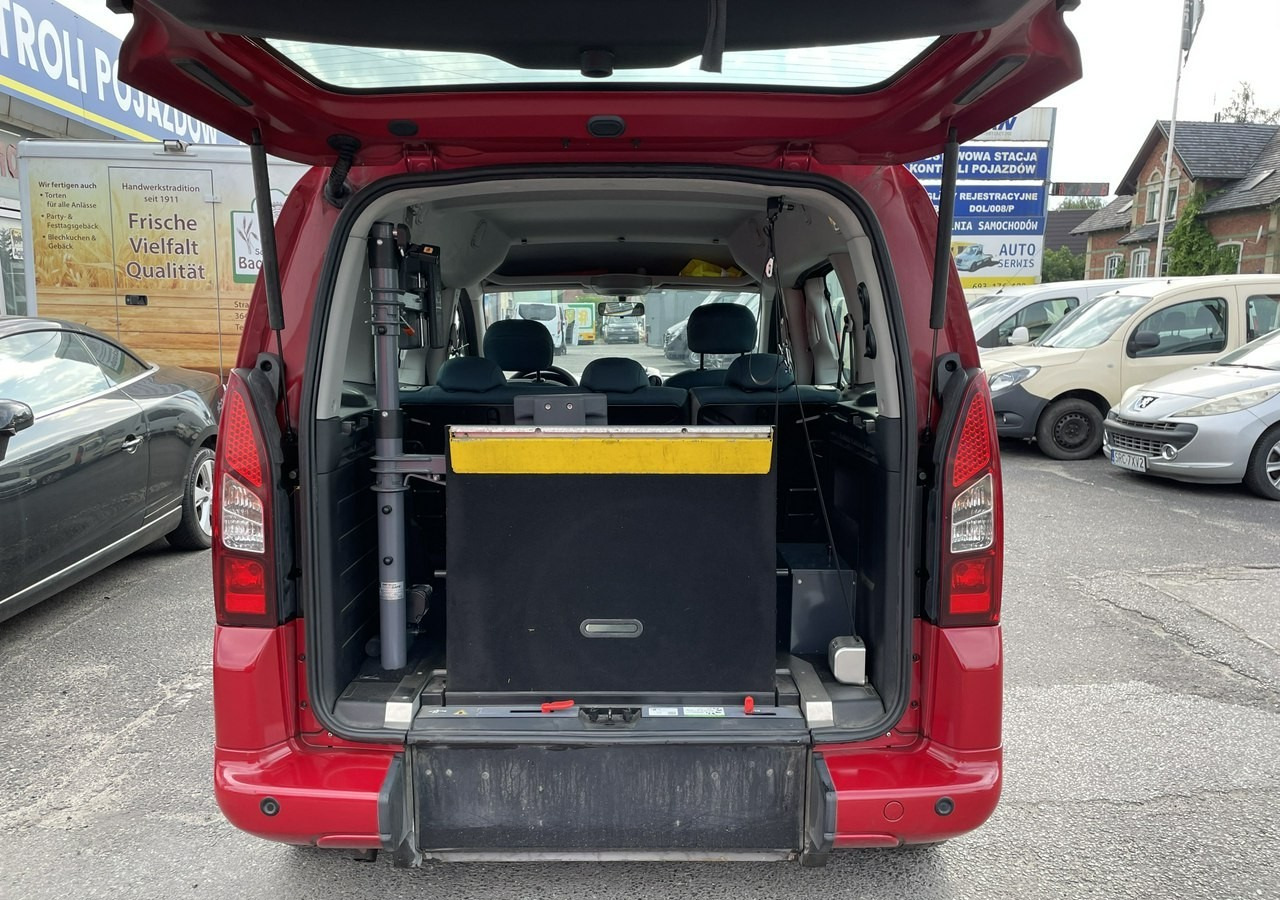 Vieglā automašīna Citroen Berlingo II Berlingo 1.6 do przewozu Niepełnosprawnych inwalida rampa 2018: foto 7