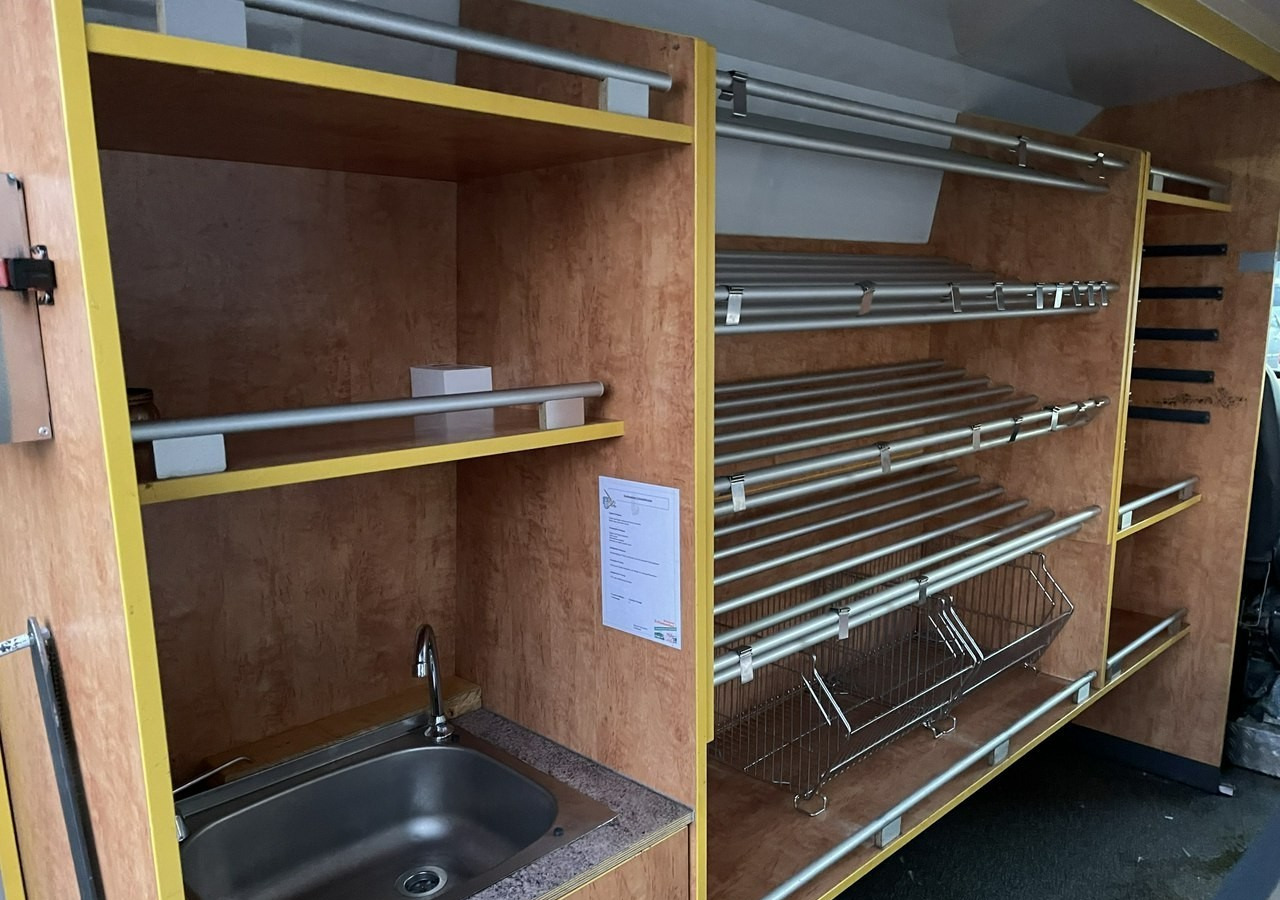 Citroen Jumper Autosklep pieczywa Gastronomiczny Food Truck Foodtruck sklep bar 201 - Tirdzniecības kravas automašīna: foto 3 Citroen Jumper Autosklep pieczywa Gastronomiczny Food Truck Foodtruck sklep bar 201 - Tirdzniecības kravas automašīna: foto 3