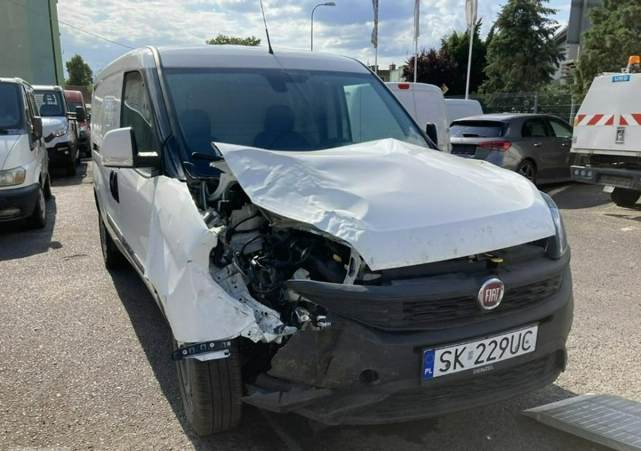 Fiat Doblo Fiat Doblo MAXI 1,6 jtd ECO Flex 105KM Klima 2021 Salon PL - Kravas mikroautobuss: foto 2 Fiat Doblo Fiat Doblo MAXI 1,6 jtd ECO Flex 105KM Klima 2021 Salon PL - Kravas mikroautobuss: foto 2