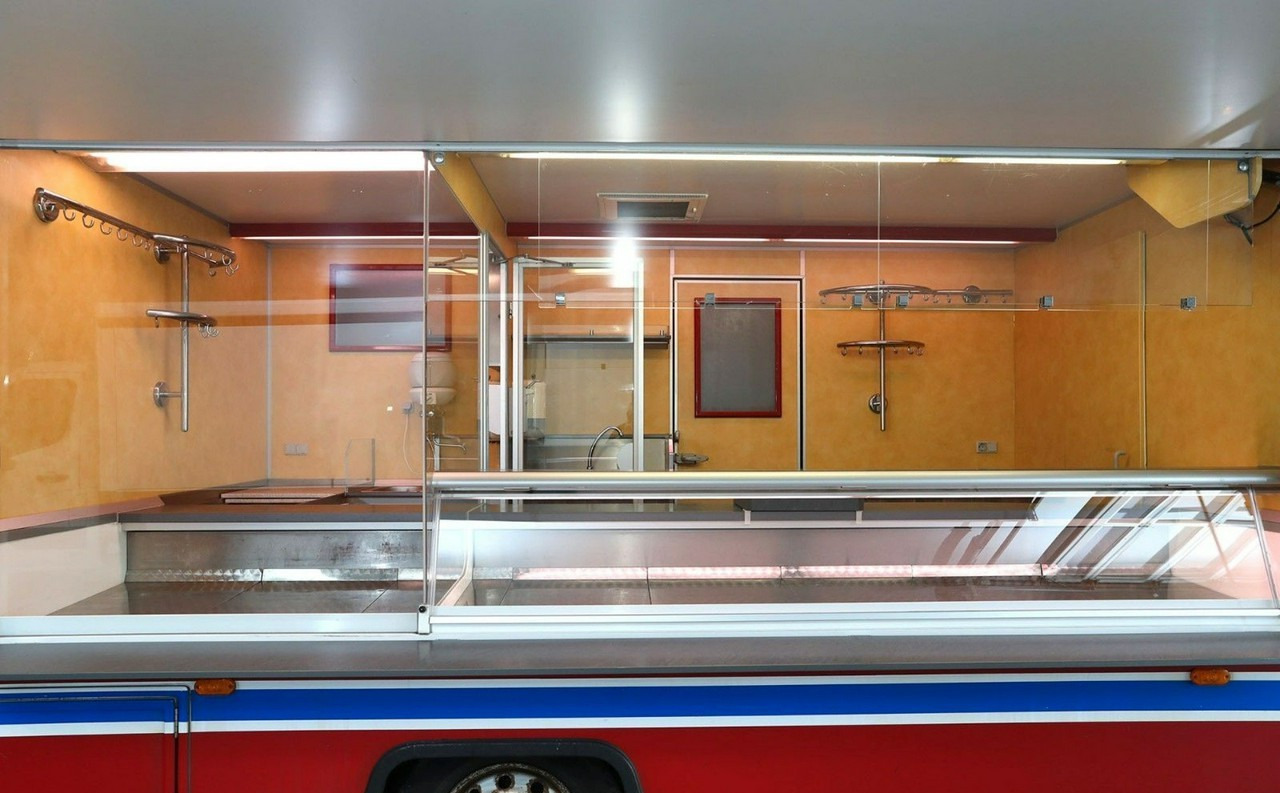 Fiat Ducato Autosklep Gastronomiczny Food Truck Foodtruck sklep W-zasil Borco 20 - Tirdzniecības kravas automašīna: foto 3 Fiat Ducato Autosklep Gastronomiczny Food Truck Foodtruck sklep W-zasil Borco 20 - Tirdzniecības kravas automašīna: foto 3