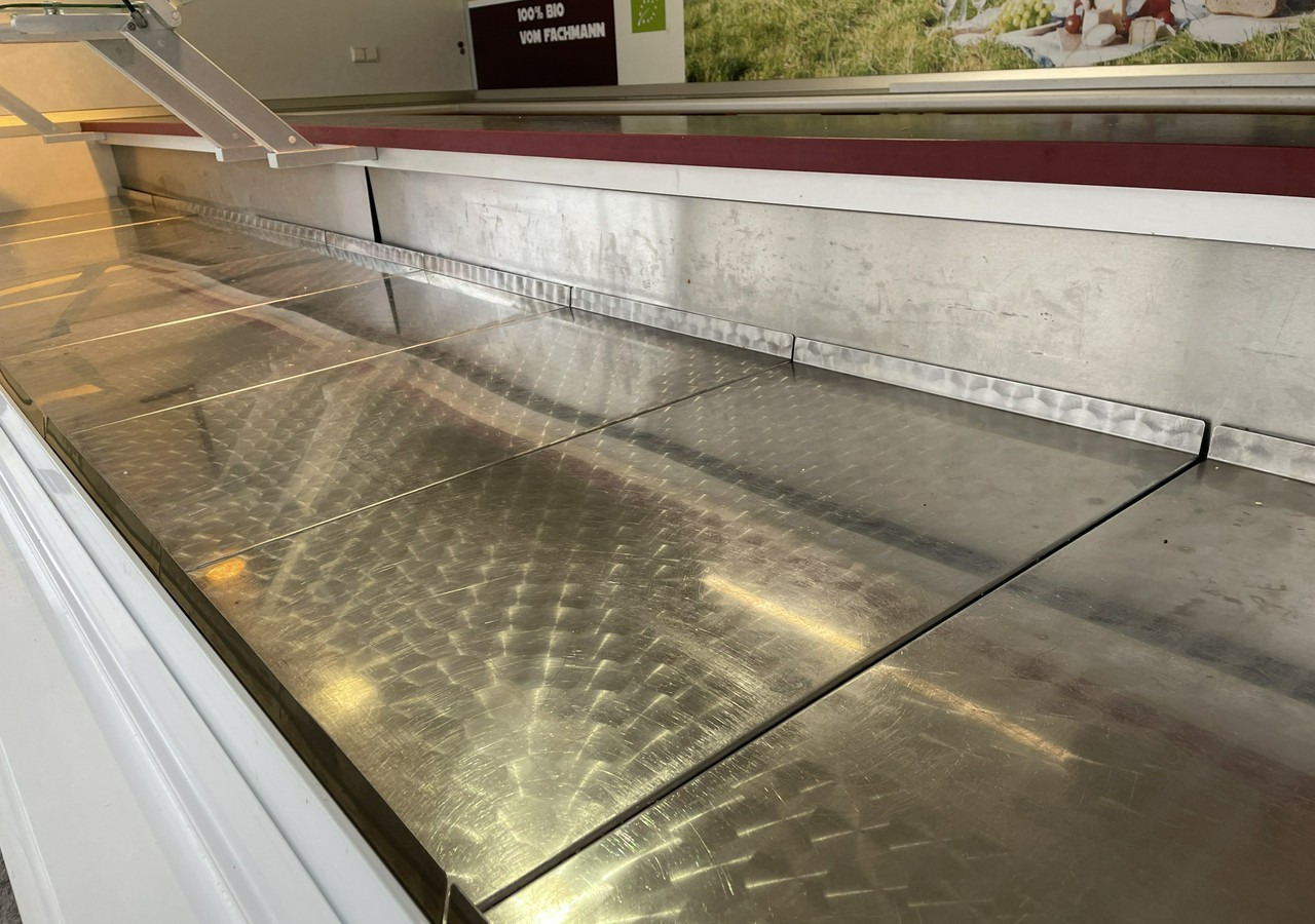 Fiat Ducato Autosklep przyczepa Gastronomiczny Food Truck Foodtruck sklep Borco - Tirdzniecības piekabe: foto 3 Fiat Ducato Autosklep przyczepa Gastronomiczny Food Truck Foodtruck sklep Borco - Tirdzniecības piekabe: foto 3