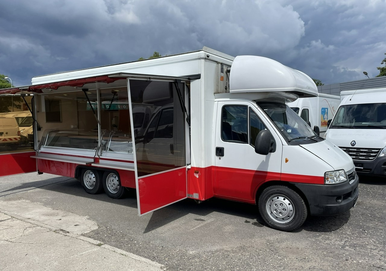 Fiat Ducato Autosklep wędlin Gastronomiczny Food Truck Foodtruck Sklep Borco - Tirdzniecības kravas automašīna: foto 5 Fiat Ducato Autosklep wędlin Gastronomiczny Food Truck Foodtruck Sklep Borco - Tirdzniecības kravas automašīna: foto 5