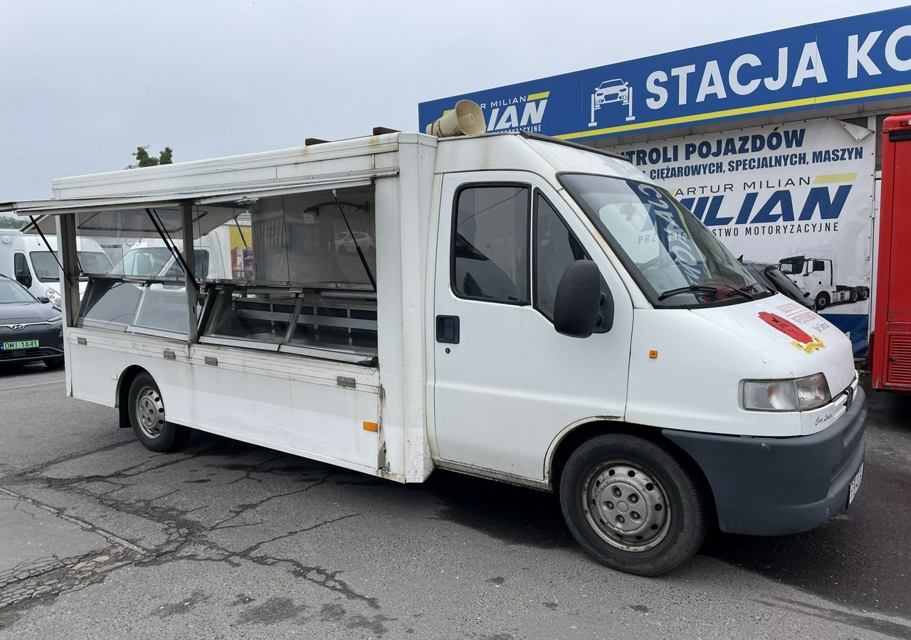 Fiat Ducato Autosklep wędlin Gastronomiczny Food Truck Foodtruck sklep bar - Tirdzniecības kravas automašīna: foto 3 Fiat Ducato Autosklep wędlin Gastronomiczny Food Truck Foodtruck sklep bar - Tirdzniecības kravas automašīna: foto 3