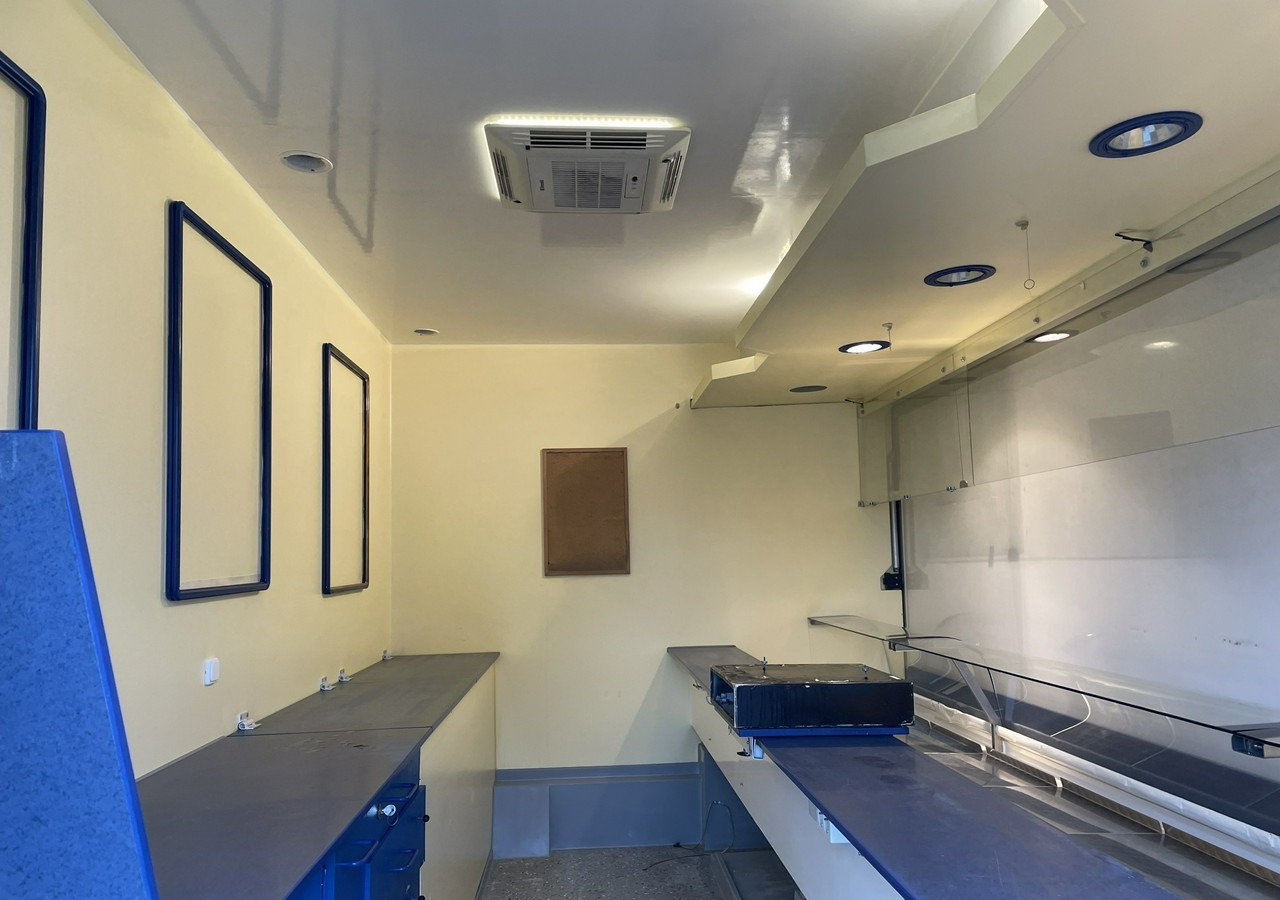 Fiat Ducato Autosklep wędlin Klima Gastronomiczny Food Truck Foodtruck sklep 20 - Tirdzniecības kravas automašīna: foto 3 Fiat Ducato Autosklep wędlin Klima Gastronomiczny Food Truck Foodtruck sklep 20 - Tirdzniecības kravas automašīna: foto 3