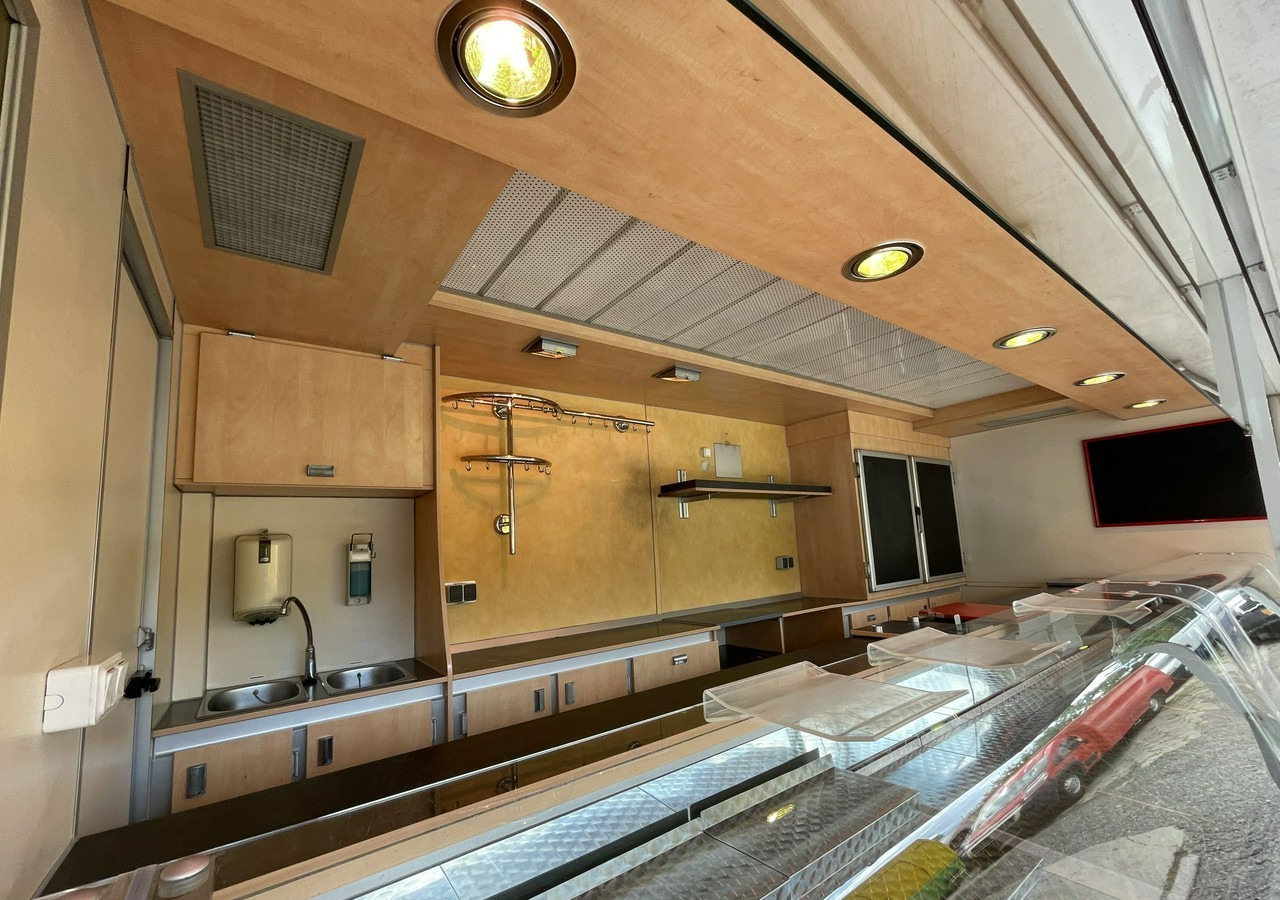 Fiat Ducato Ducat Autosklep wędlin Gastronomiczny Food Truck Foodtruck SklepBORC - Tirdzniecības kravas automašīna: foto 5 Fiat Ducato Ducat Autosklep wędlin Gastronomiczny Food Truck Foodtruck SklepBORC - Tirdzniecības kravas automašīna: foto 5