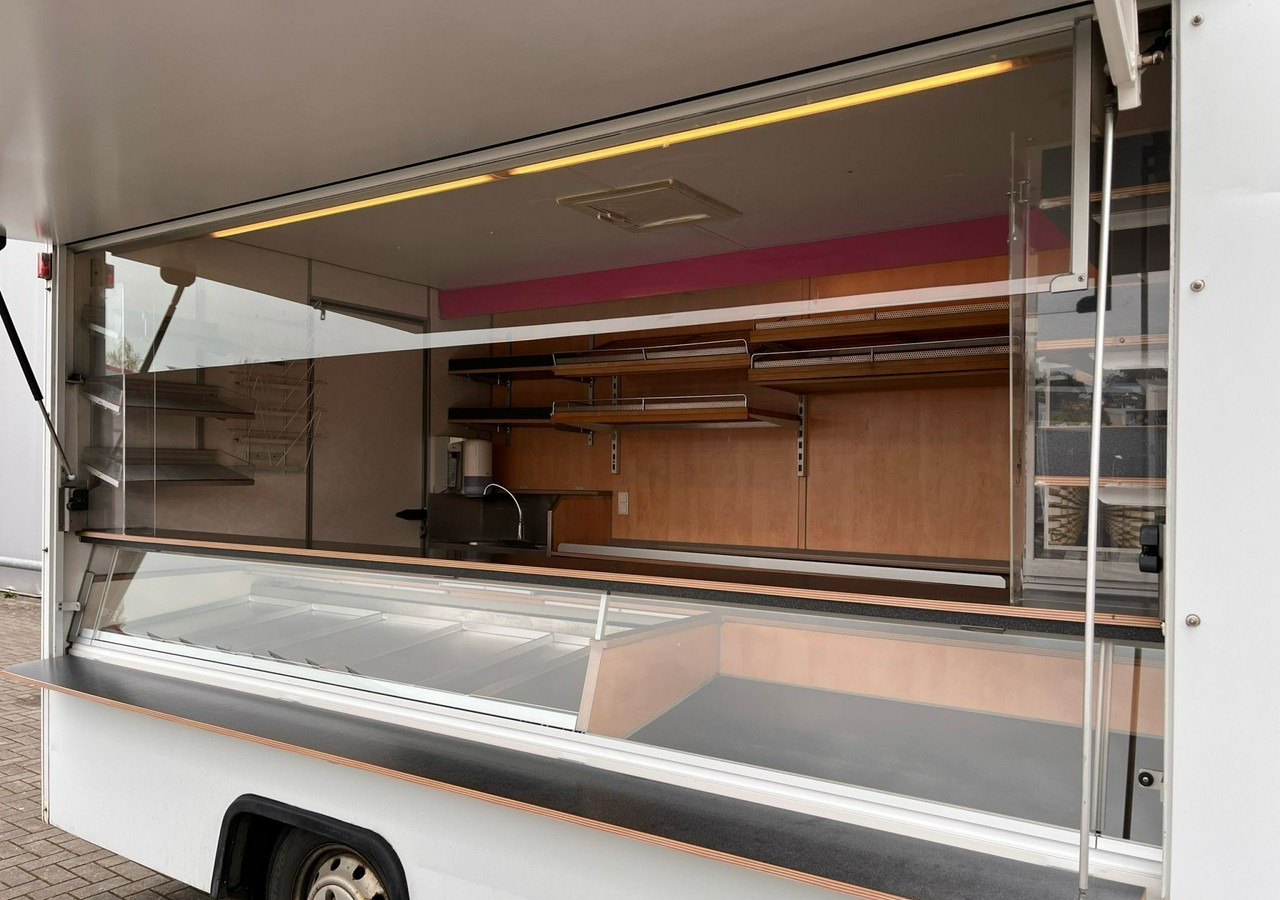 Fiat Ducato Ducato Autosklep Gastronomiczny Food Truck Foodtruck sklep Borco 200 - Tirdzniecības kravas automašīna: foto 2 Fiat Ducato Ducato Autosklep Gastronomiczny Food Truck Foodtruck sklep Borco 200 - Tirdzniecības kravas automašīna: foto 2
