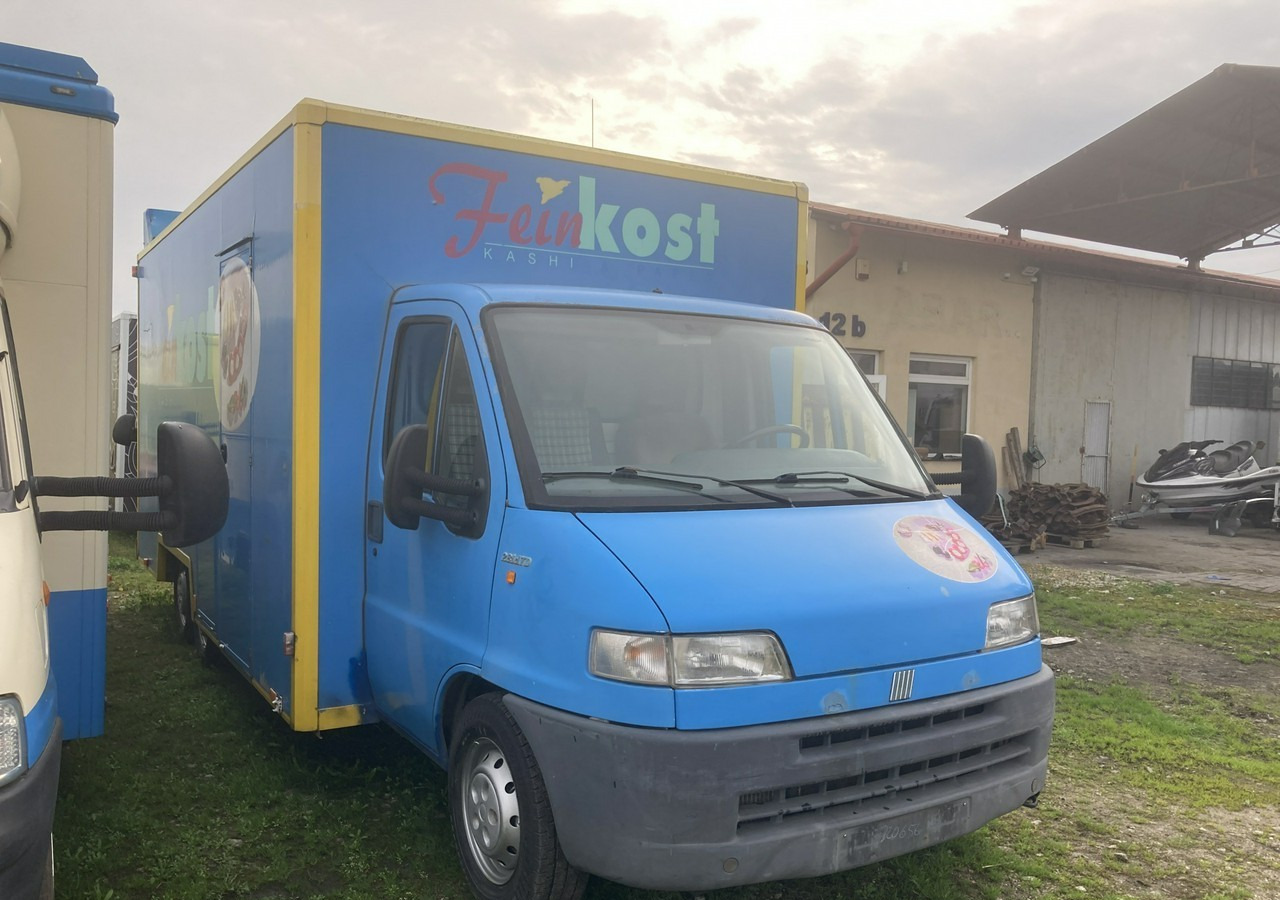 Fiat Ducato Ducato Autosklep wędlin Gastronomiczny Food Truck Foodtruck sklep - Tirdzniecības kravas automašīna: foto 3 Fiat Ducato Ducato Autosklep wędlin Gastronomiczny Food Truck Foodtruck sklep - Tirdzniecības kravas automašīna: foto 3