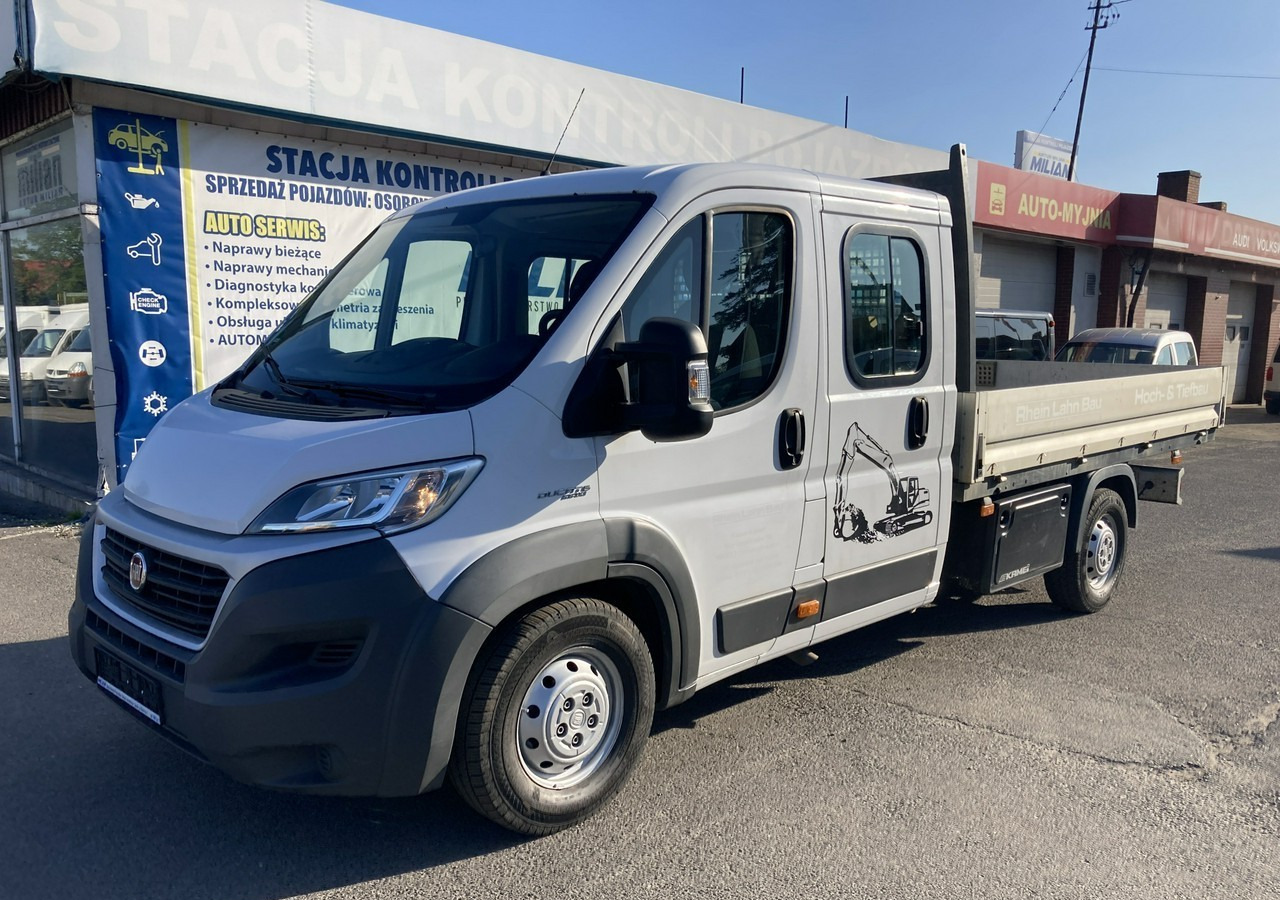 Fiat Ducato Ducato Max 2.3JTD-150KM Dokka Doka Brygadówka skrzynia Klima 2017 - Automašīna ar kravas platformu, Kravas-pasažieru furgons: foto 2 Fiat Ducato Ducato Max 2.3JTD-150KM Dokka Doka Brygadówka skrzynia Klima 2017 - Automašīna ar kravas platformu, Kravas-pasažieru furgons: foto 2