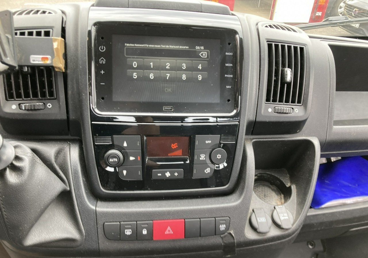Fiat Ducato FIAT Ducato Max 2,3-180KM Skrzynia Rama Klima Navi 2021 - Automašīna ar kravas platformu: foto 5 Fiat Ducato FIAT Ducato Max 2,3-180KM Skrzynia Rama Klima Navi 2021 - Automašīna ar kravas platformu: foto 5