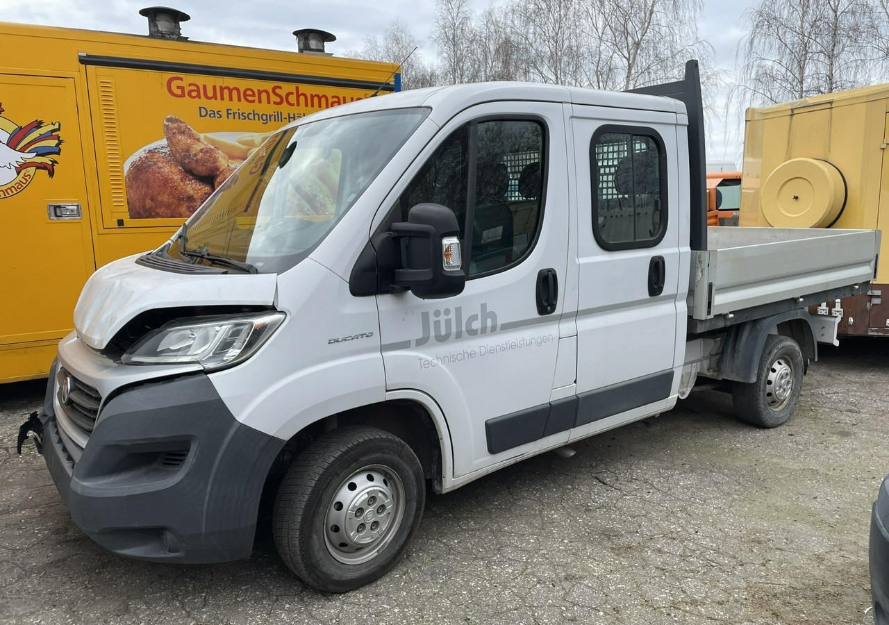 Fiat Ducato Fiat Ducato 2,3-130KM 7-oso dokka brygadówka doka 27066km Model 20 - Automašīna ar kravas platformu, Kravas-pasažieru furgons: foto 4 Fiat Ducato Fiat Ducato 2,3-130KM 7-oso dokka brygadówka doka 27066km Model 20 - Automašīna ar kravas platformu, Kravas-pasažieru furgons: foto 4