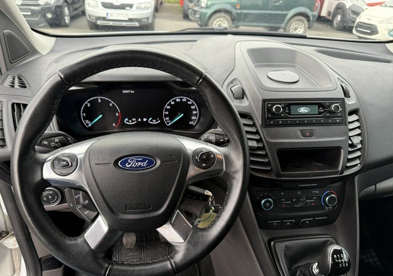 Ford Tourneo Connect II Connect dla niepełnosprawnych Rampa Inwalida PFRON Model 2021 - Universālis: foto 4 Ford Tourneo Connect II Connect dla niepełnosprawnych Rampa Inwalida PFRON Model 2021 - Universālis: foto 4